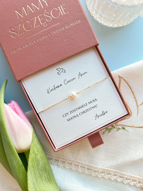 naszyjnik-only one z perełką-prezent-na-podziekowanie-dla-chrzestnej2.jpg